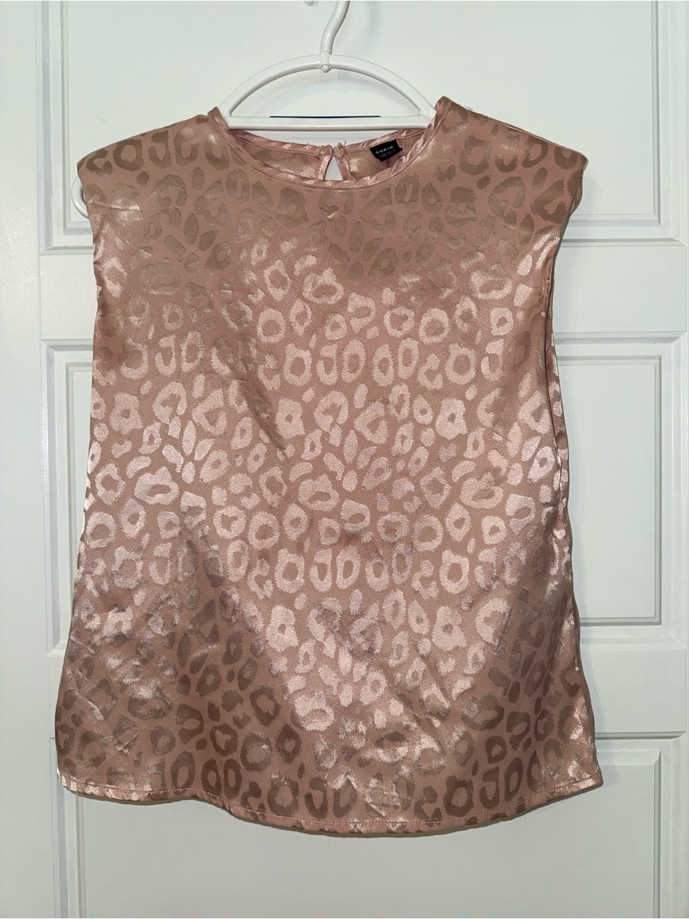 SHEIN Blush Pink Leopard Jacquard Sleeveless Top